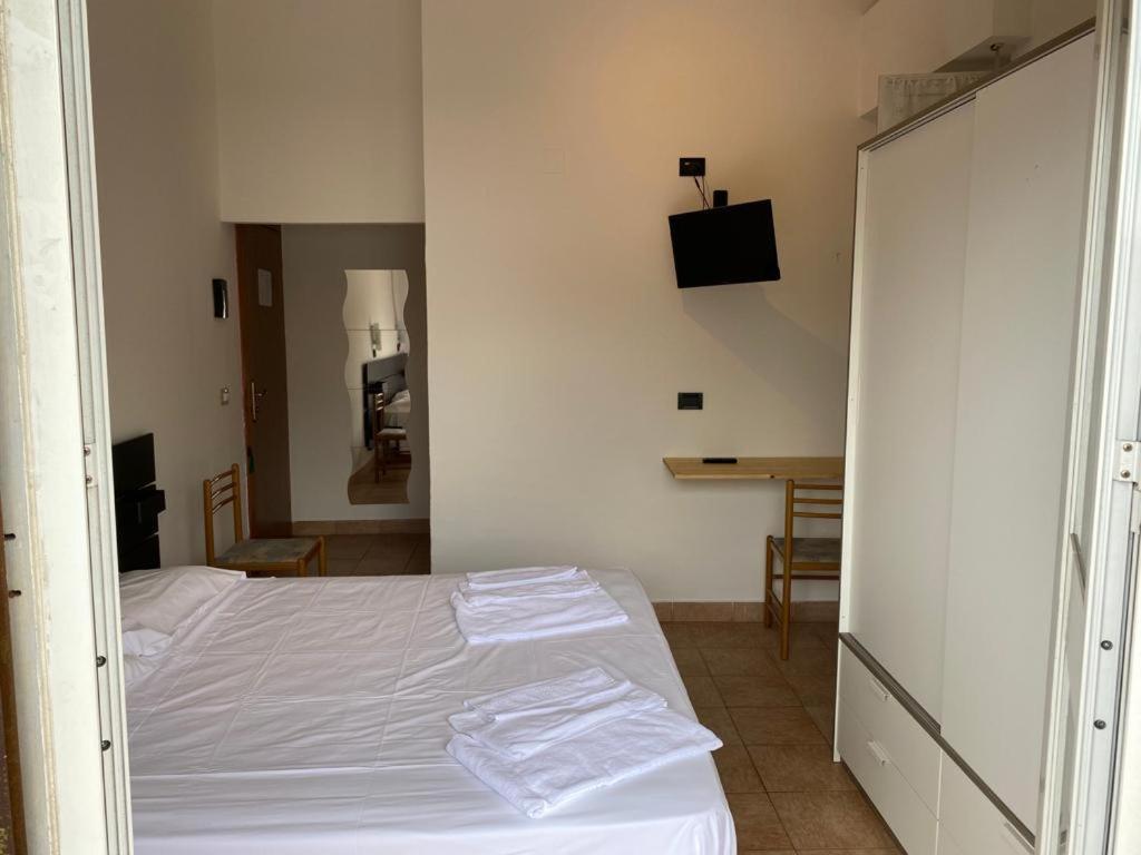 Hotel Nuovo Metropol Albissola Marina Zewnętrze zdjęcie