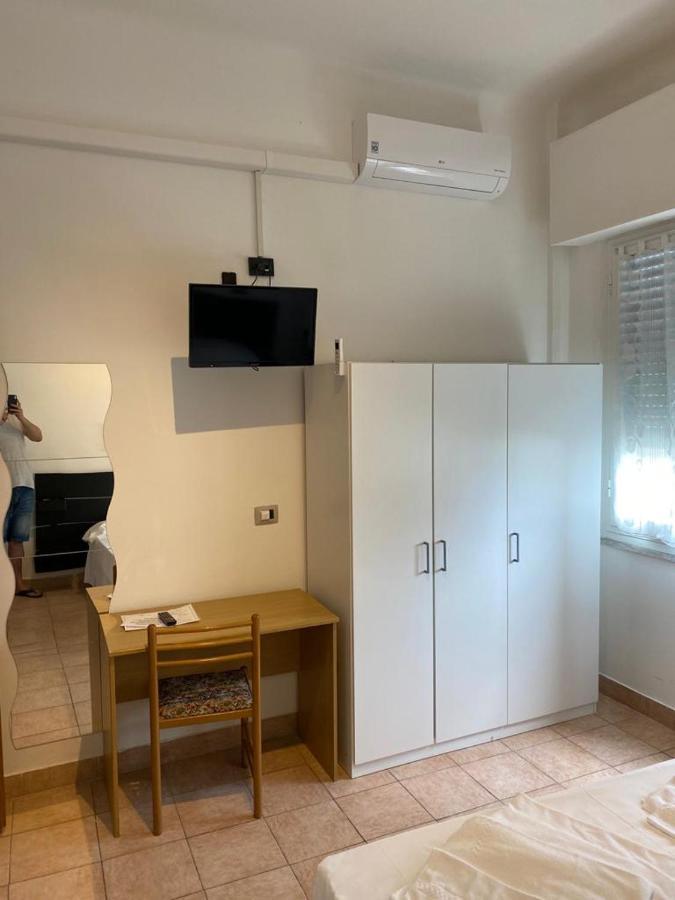 Hotel Nuovo Metropol Albissola Marina Zewnętrze zdjęcie