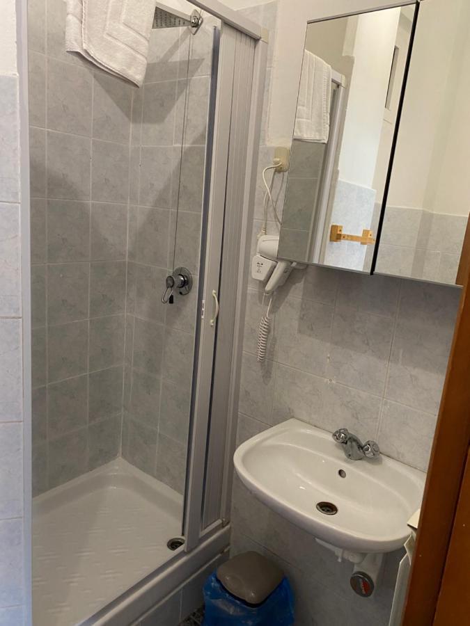 Hotel Nuovo Metropol Albissola Marina Zewnętrze zdjęcie