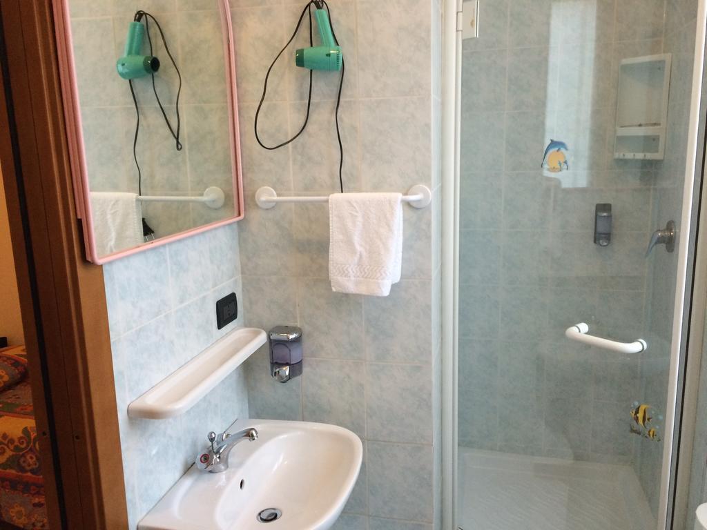 Hotel Nuovo Metropol Albissola Marina Pokój zdjęcie